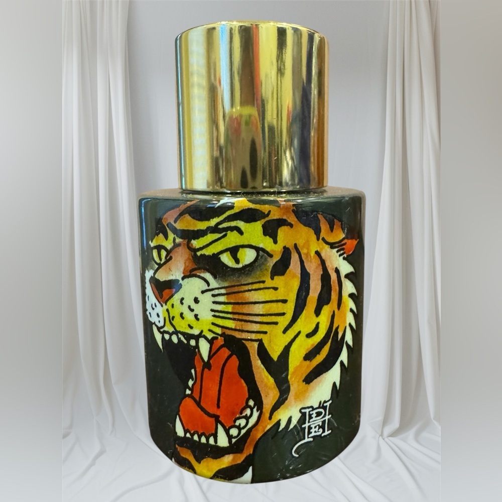 Ed Hardy “Tiger Ink” and Elizabeth Arden perfume - Picture 1 of 6